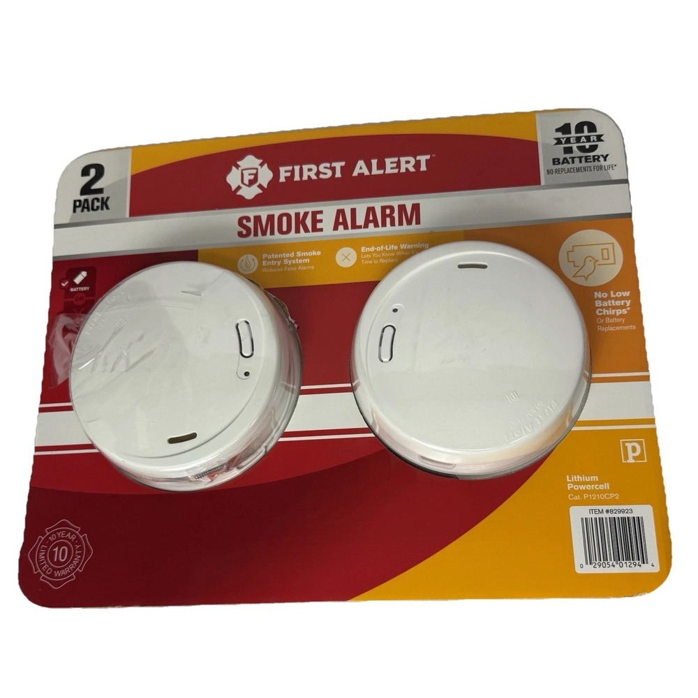 New Open Box First Alert Smoke Alarm White P1210CP2 Pack of 2 *Box is Ripped*